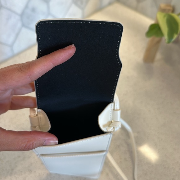 Celine authentic mini luxury crossbody sunglasses/phone case/carrier white NWOT - Picture 5 of 6